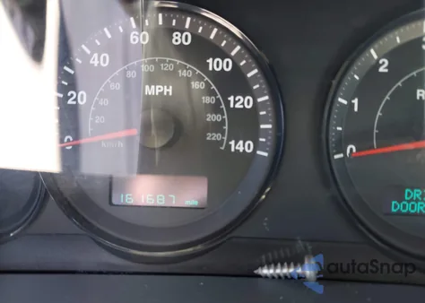 2006 Jeep Grand Cherokee Laredo z USA, uszkodzony, nr VIN 1J4HR48N06C217601